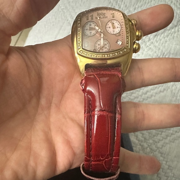 Watch - Picture 5 of 6